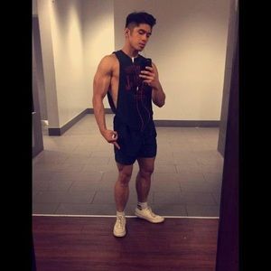 Meet your Posher, Kennu